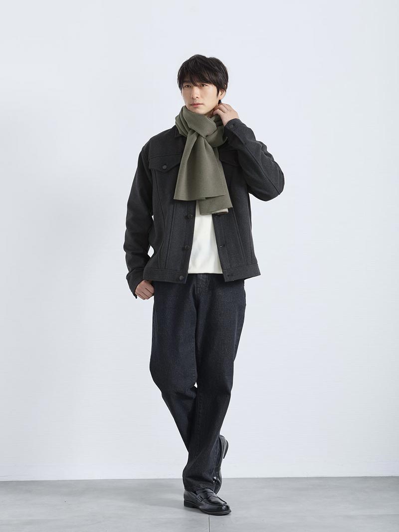 スマートカジュアルなレストランメンズコーデ