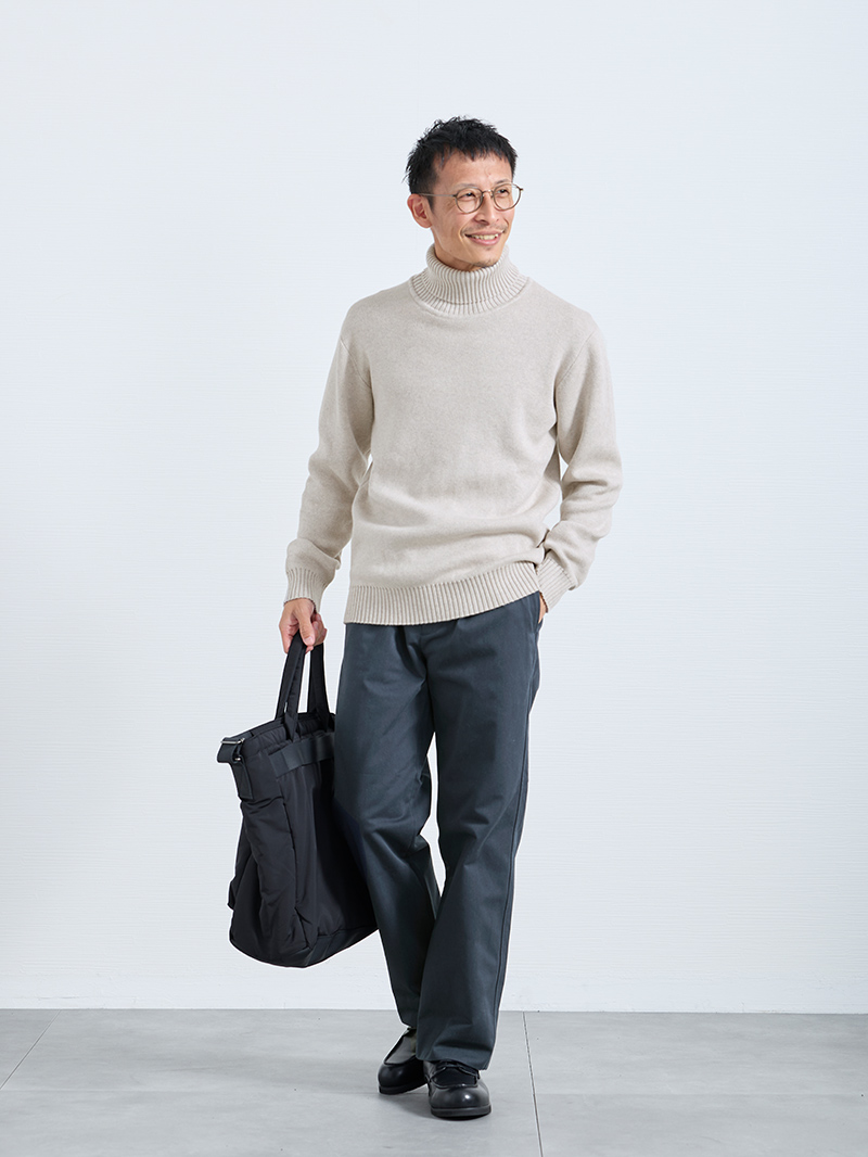 上品さも醸し出すカジュアルな冬コーデ