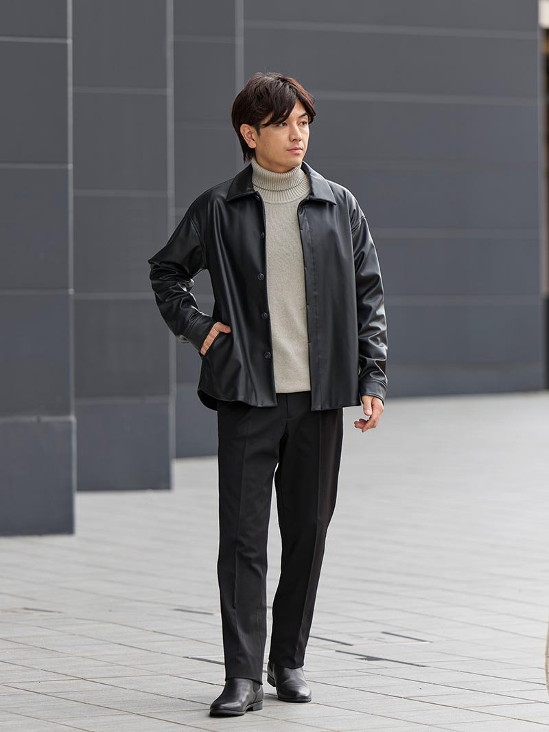 クールアイテムは上品にまとめるのが肝