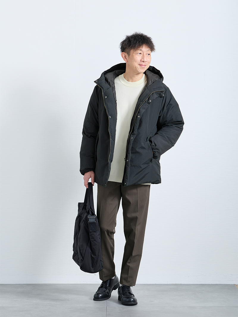 中綿ジャケットを品よく着こなす