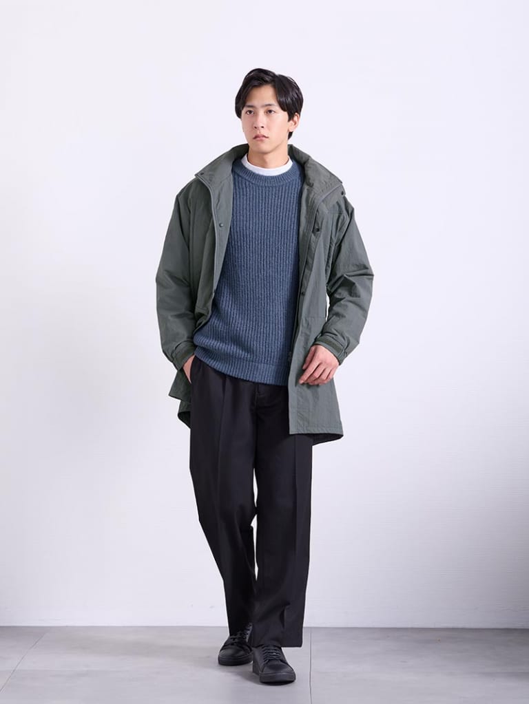 複数カラーのコーデには”白をインする”