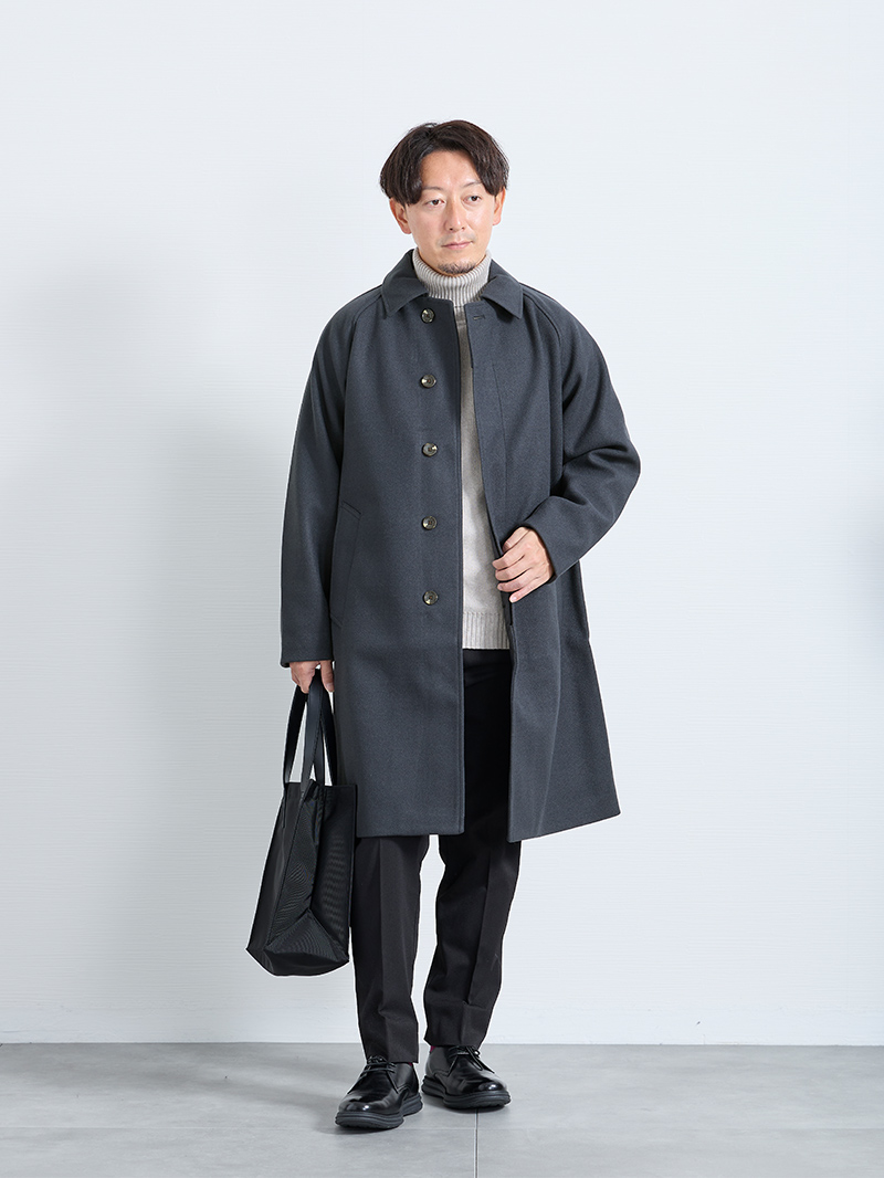 着られて見えない！大人コートの黄金サイズ