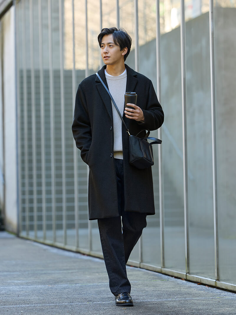 ブラック キルティング ジャケット パンツ セット ブラックのキルティングジャケットとスラックスのコーデ - AUEN