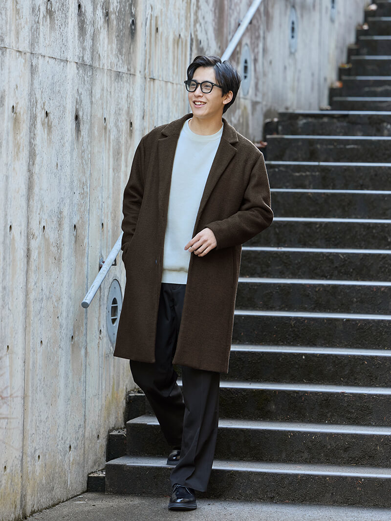 優しげブラウンの好印象コーデ