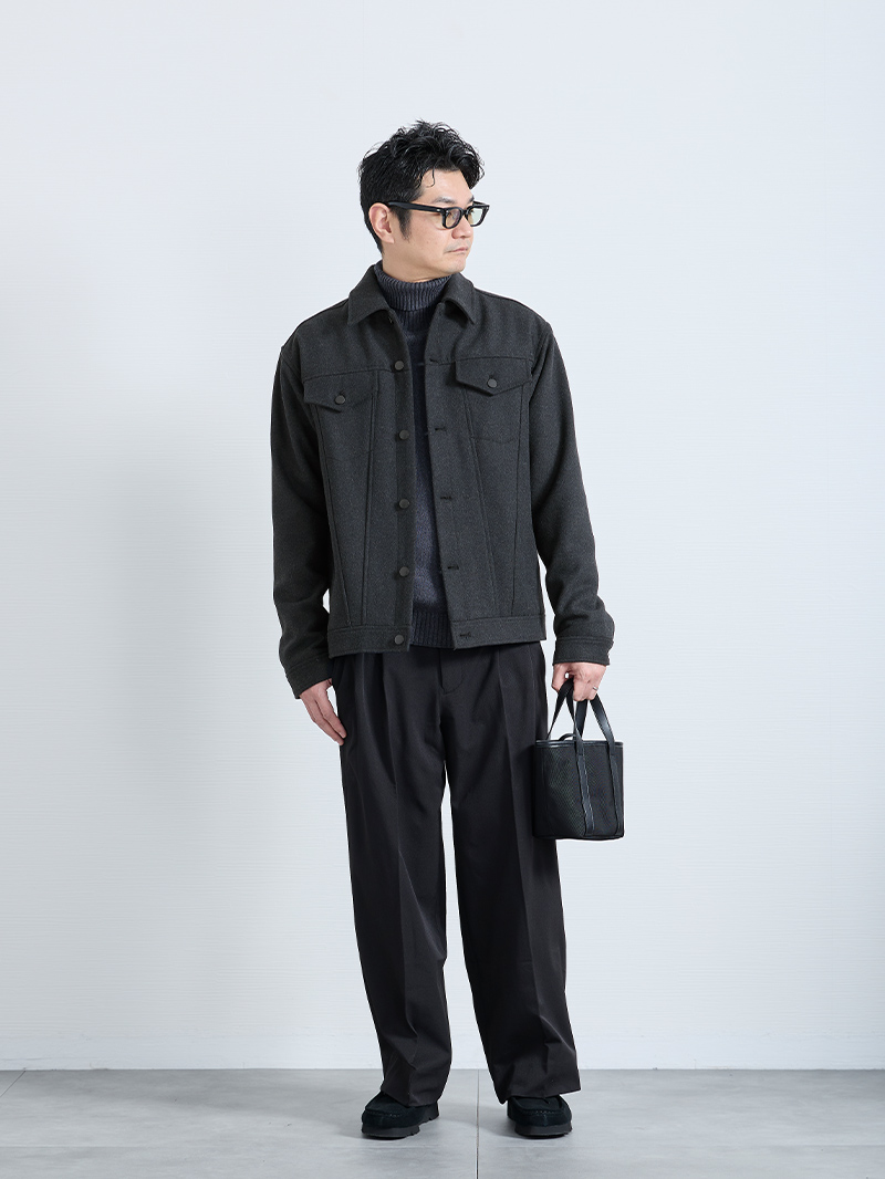 大人カジュアルに効くトラッカージャケット