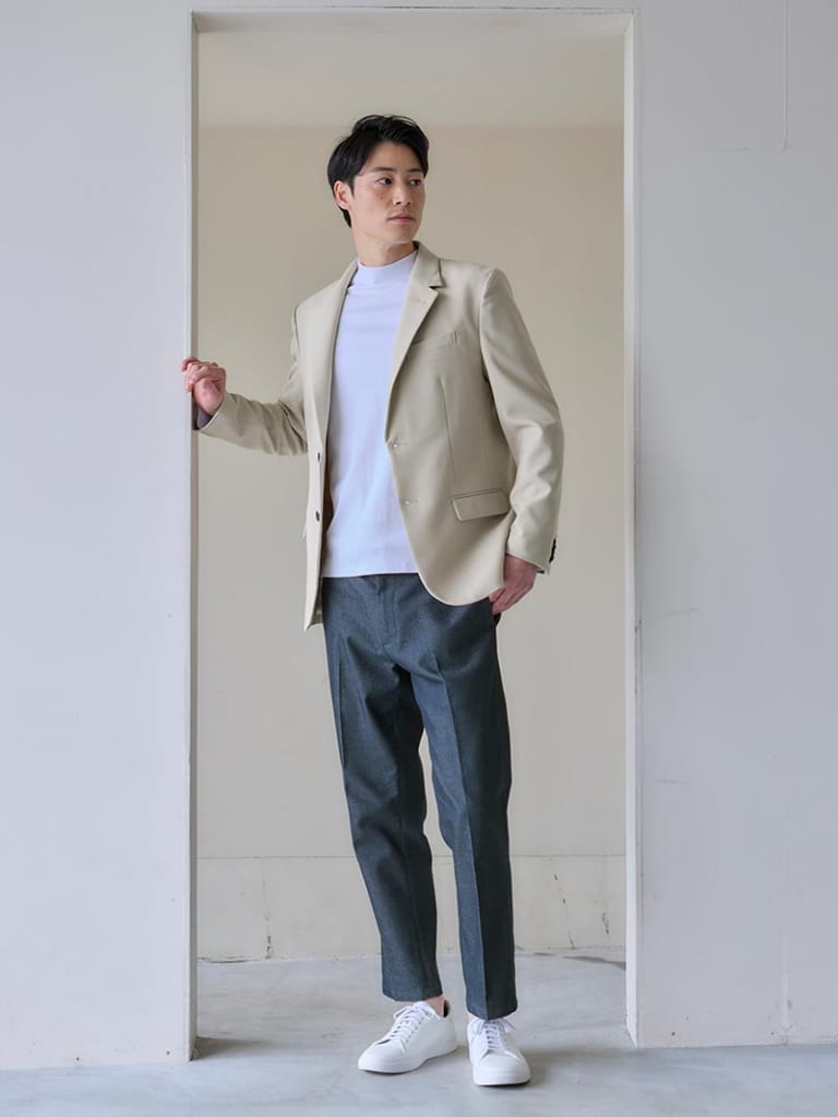 さらりと上品が叶う大人のベージュスタイル