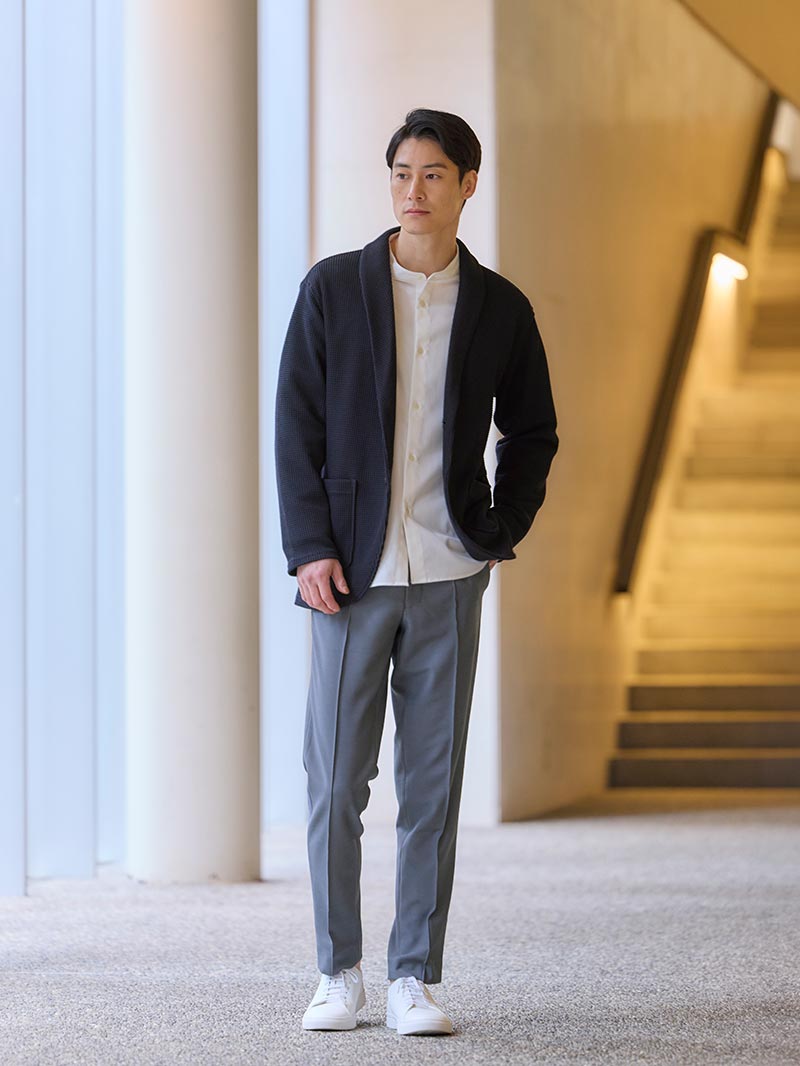 品格ある休日スタイルに仕上げる