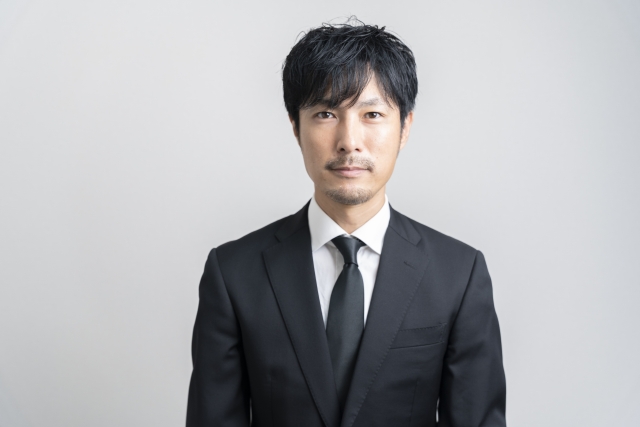 結婚挨拶でNGなメンズ服