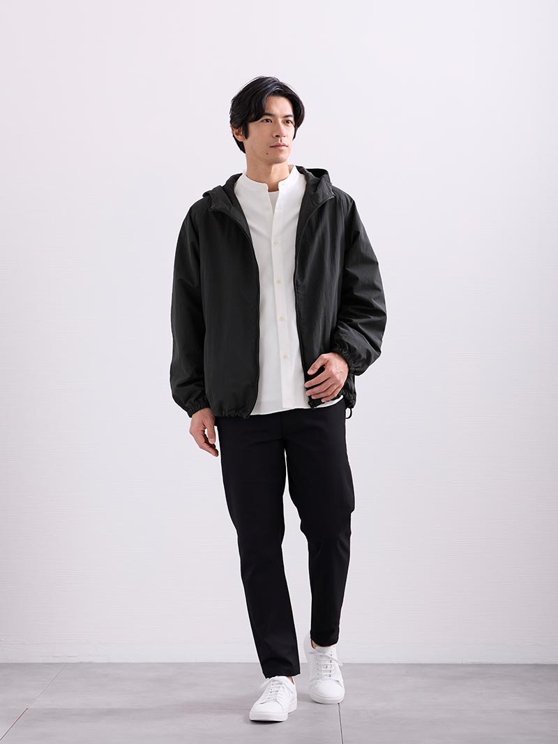 襟付きシャツに合うメンズアウターのコーデ