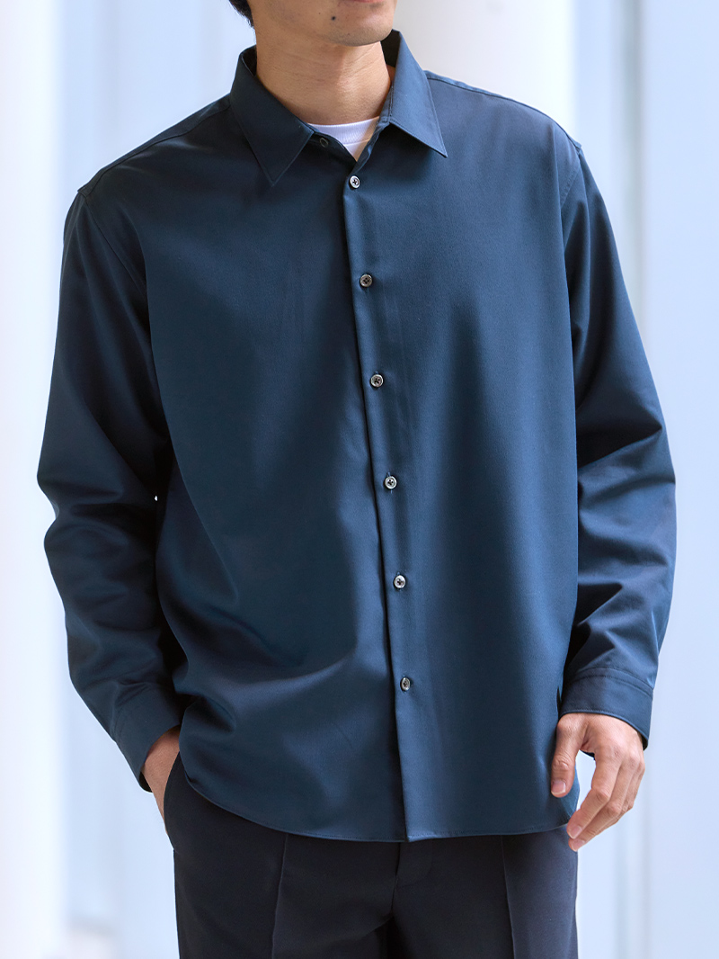 ネイビーシャツ