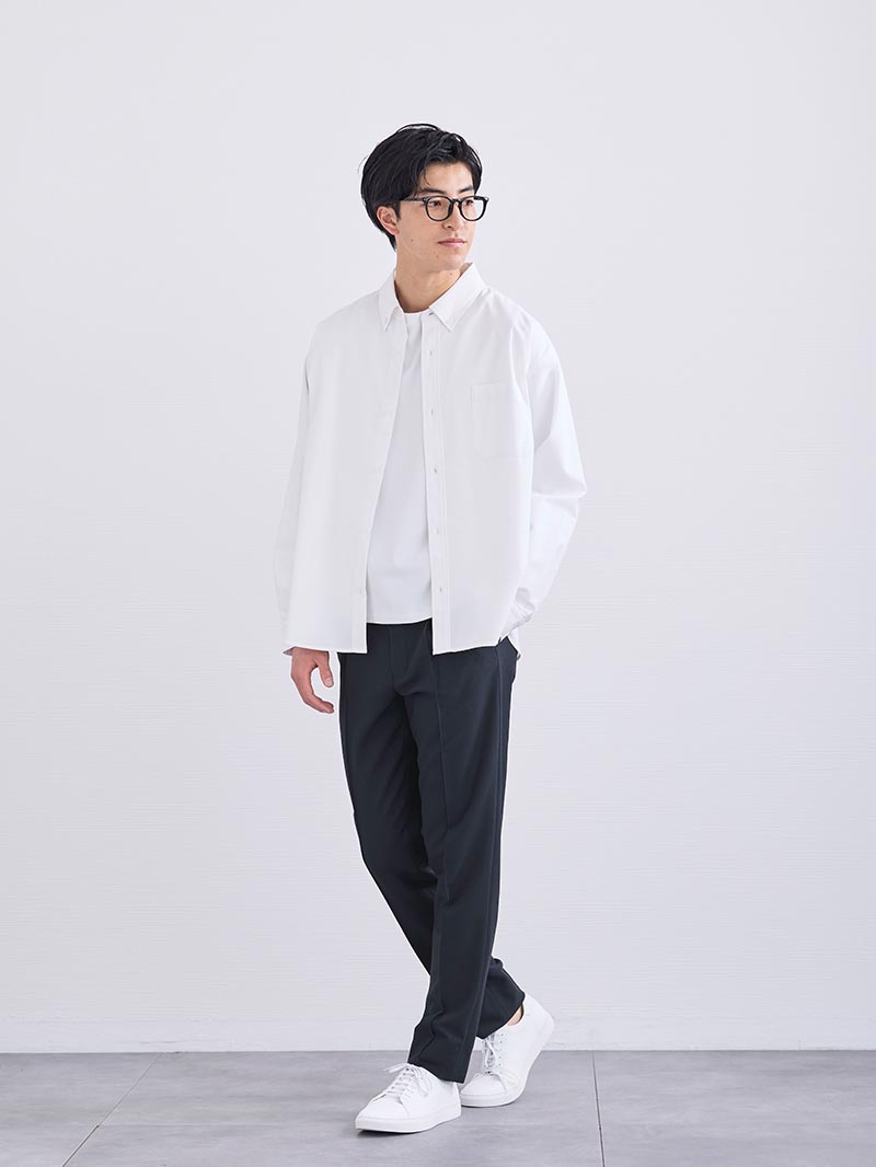 清潔感をまとう、シンプル配色の好例