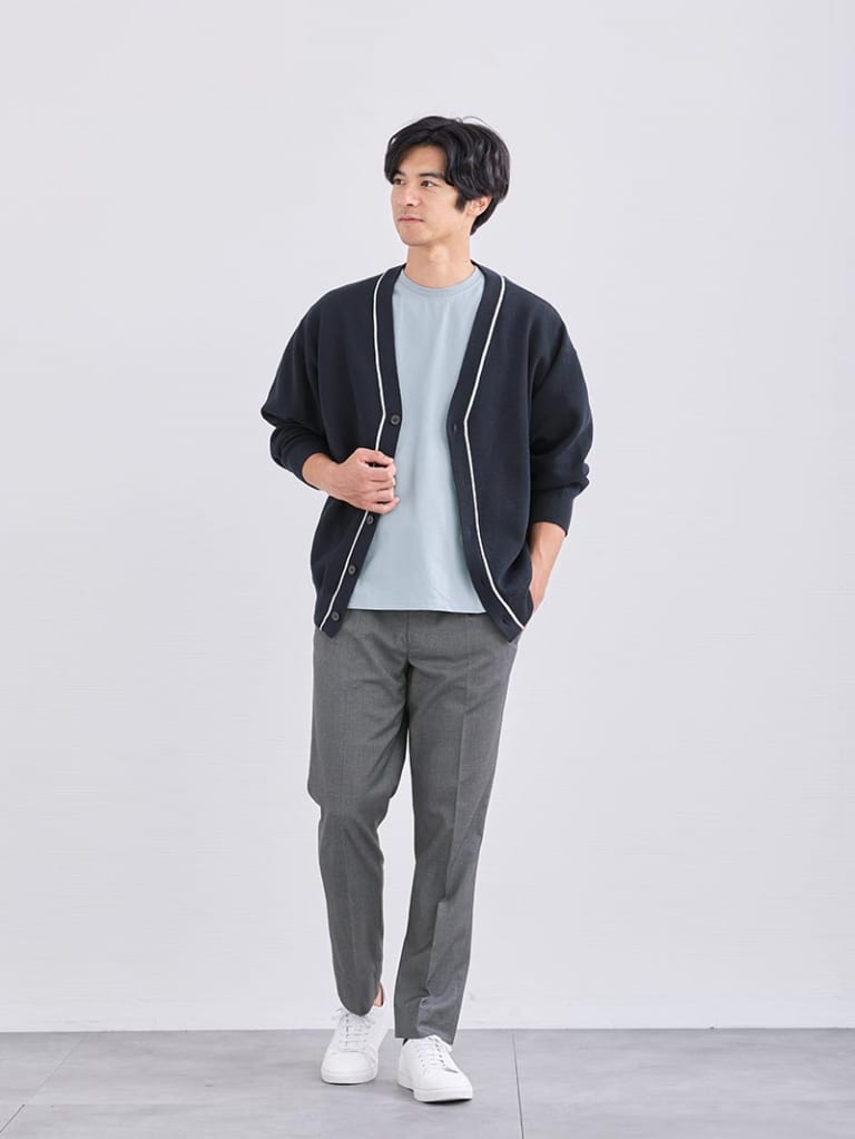 静かな洒落感をまとう大人配色