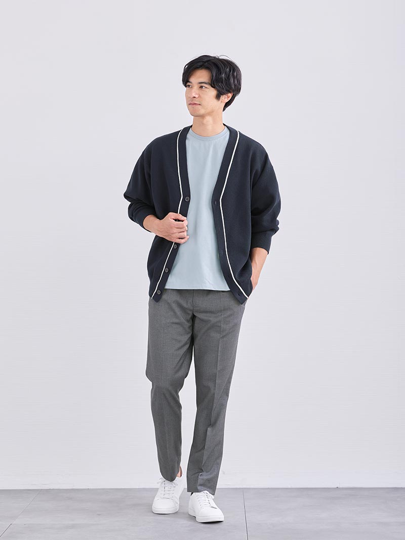 静かな洒落感をまとう大人配色