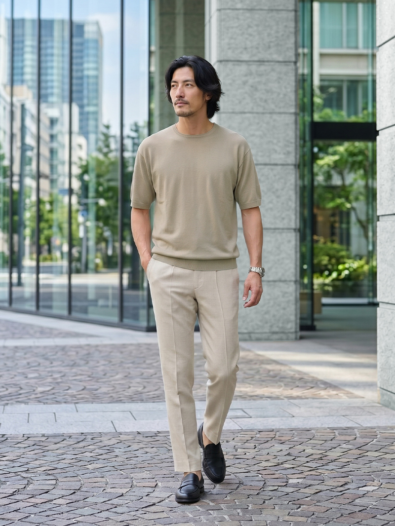 色をそろえて迷わない。休日のベージュワントーン