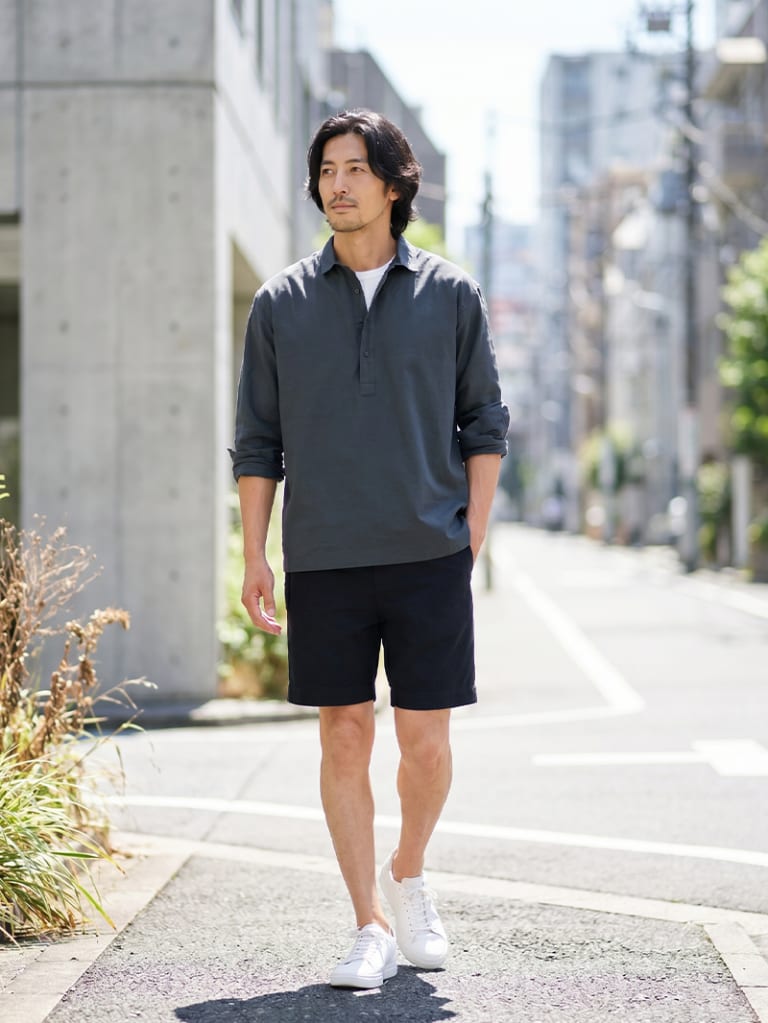 街になじむ、大人のショーツスタイル