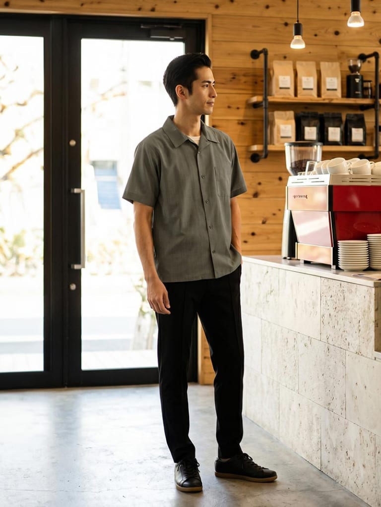 オリーブを都会的に見せる、落ち着き配色の夏コーデ