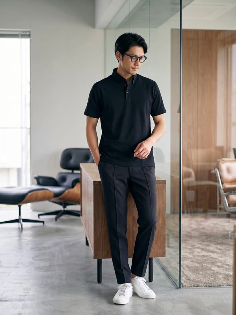 楽だけどだらしなく見せたくない日に。黒の大人コーデ