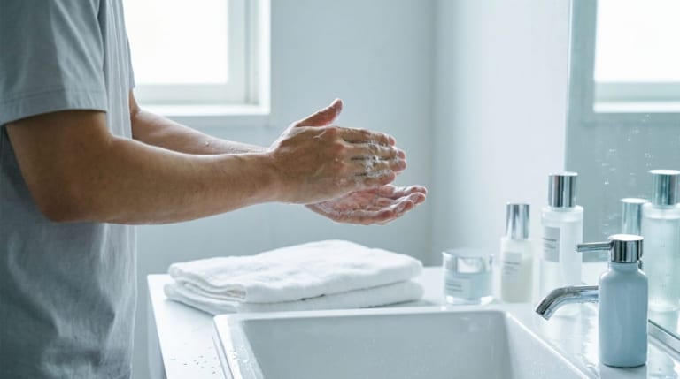 秋におすすめ！【メンズ用の香水10選】季節ごとに香りも衣替えできるモテ男に