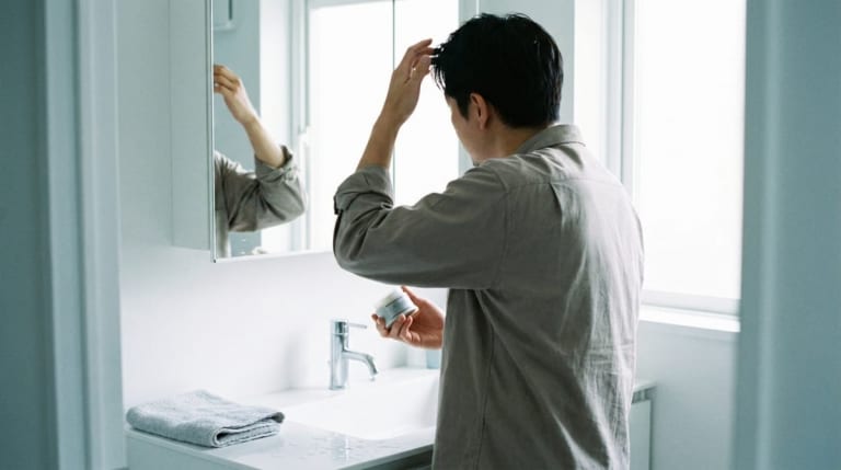 ヘアジェルで作り出すメンズのスタイリング術｜おすすめアイテム10選も