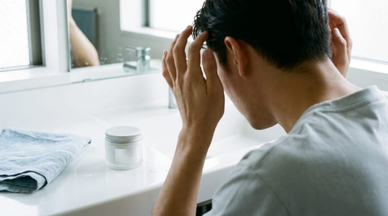 【ヘアオイルの選び方】スカルプケア？オーガニック？メンズにおすすめアイテムの紹介も