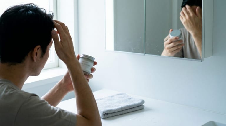 【最新】スタイリングにも使える！メンズに人気のヘアオイル9選。メリットや使い方を徹底解説