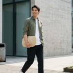 ショルダーバッグ メンズ ブランド 40代の着こなし