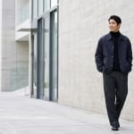 ワイドパンツ メンズ 40代の着こなし