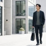 キーケース メンズ ブランド 20代の着こなし