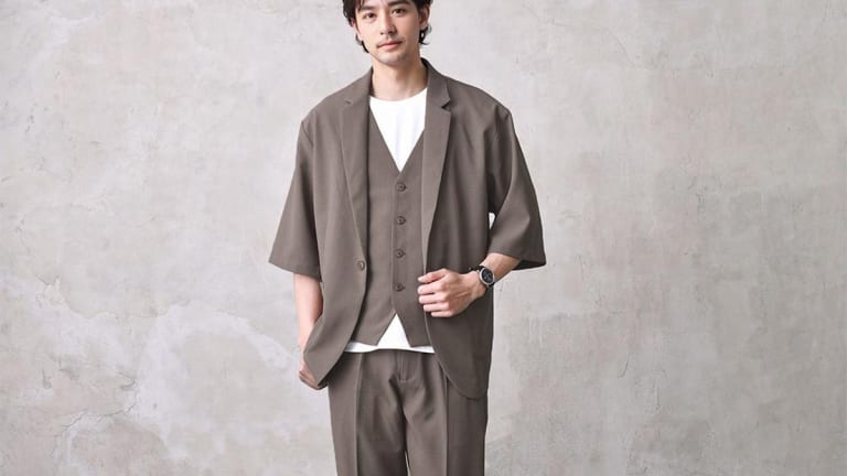 オフィスカジュアルの新定番！ブラウンスーツで作る男らしい上品スタイル