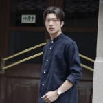 【メンズ必見】ネイビーパンツの洗練スタイリング術！大人カジュアルからオフィススタイルまで