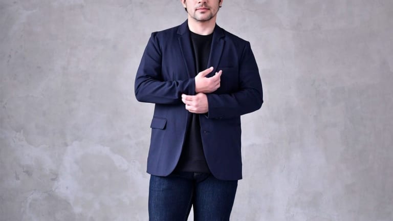 ネイビージャケットはどう着こなす？40代メンズのためのコーデ術と実例を紹介