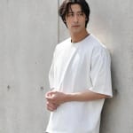 メンズのワイドデニムコーデをカッコよくキメるコツ＆おすすめアイテム