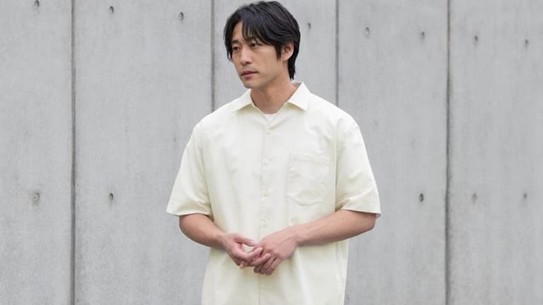 オープンカラーシャツ メンズコーデ｜下に着るインナーの正解と大人の着こなし実例