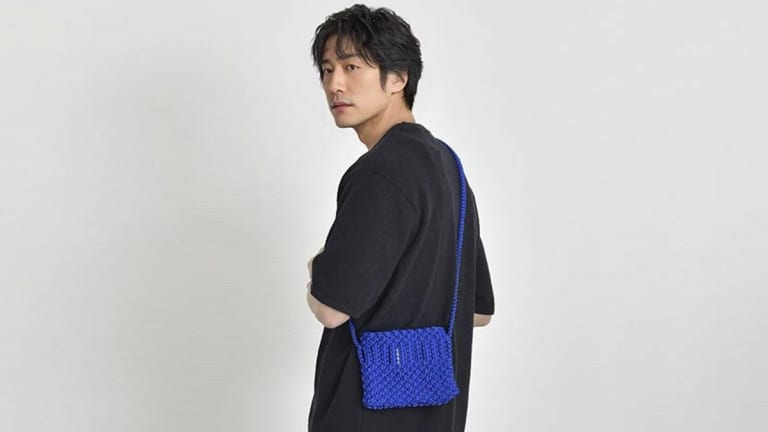 サコッシュのオシャレな使い方講座！イマ押さえるべきコーデも紹介