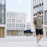 名刺入れ ブランド メンズ 30代の着こなし