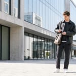 【2026冬】冬のビジネスカジュアル｜30代メンズのきちんと見える着こなしの着こなし